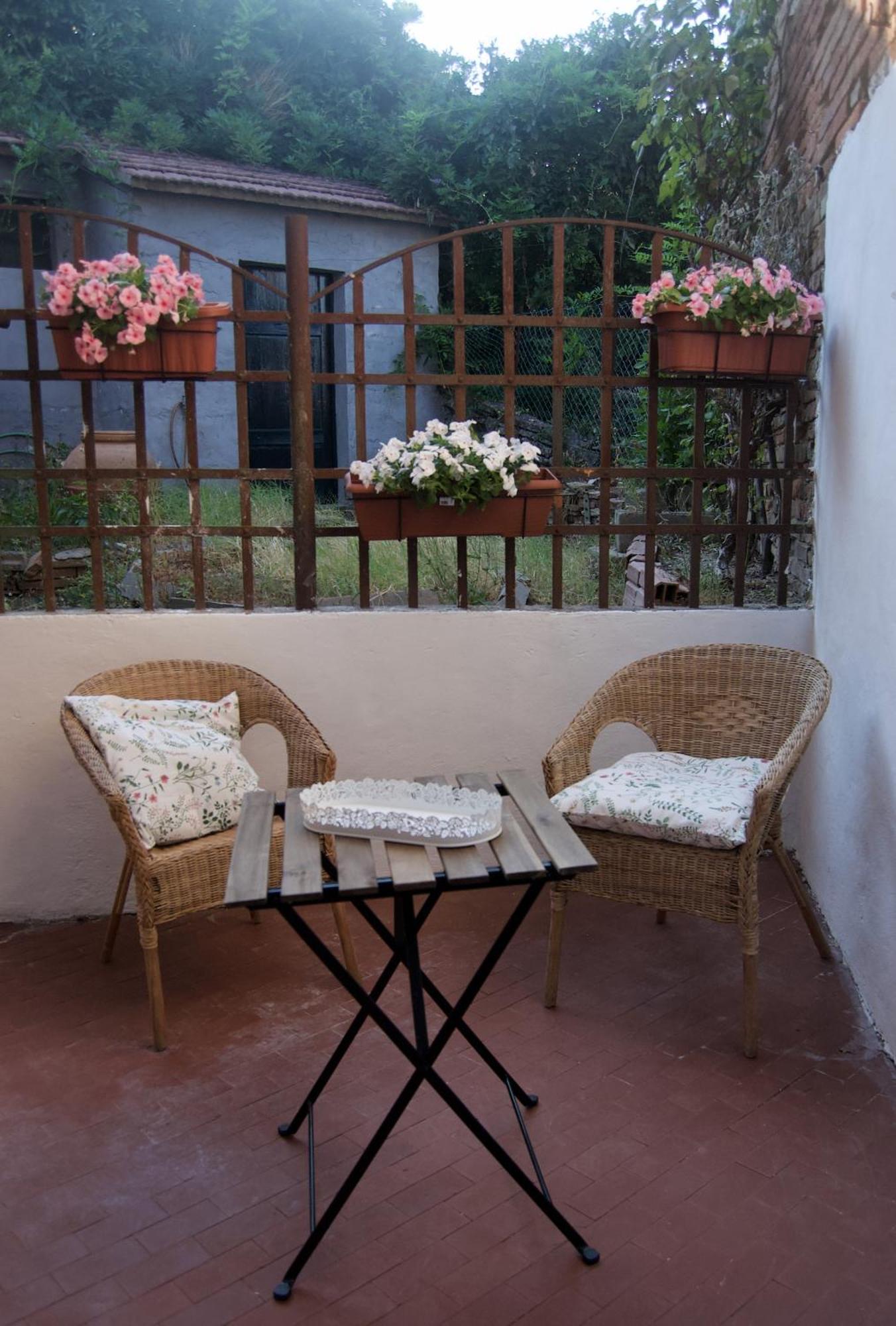 Casa Di Canfreo Lari Kültér fotó